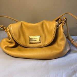 Marc jacobs crossbody bag. Yellow, used, good condition!